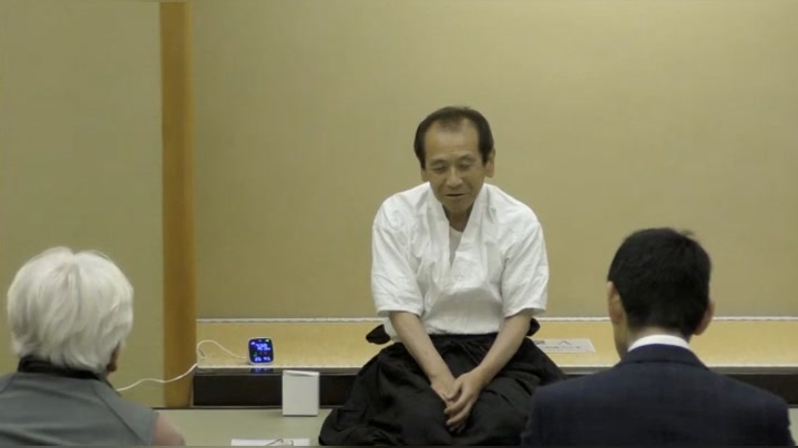 第171回例会「坐禅の効用と実践体験」の講演中の様子